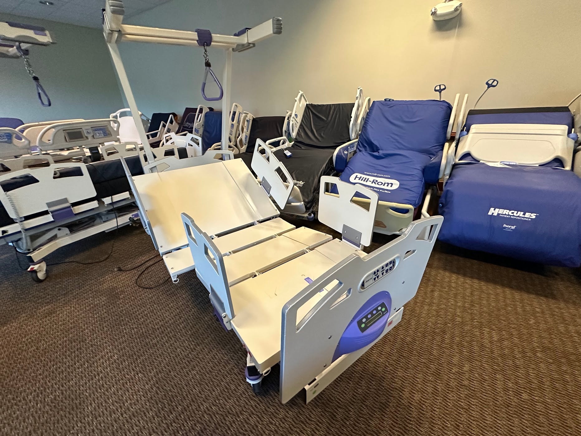 Stryker Joerns Bari10A Bariatric Hospital Bed